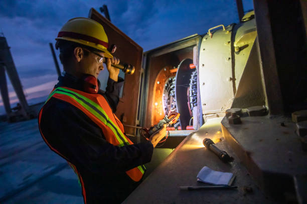 Best Affordable Emergency Electrician  in Uniontown, AL