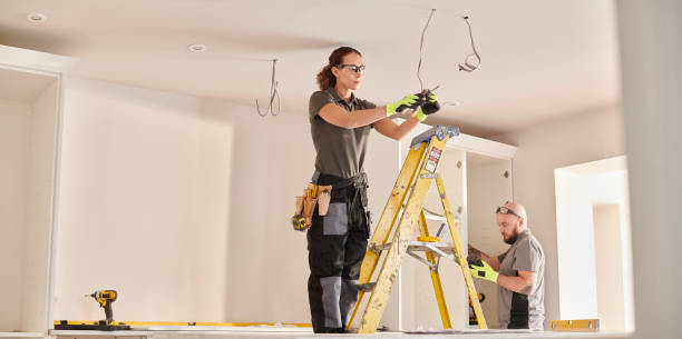 Best Local Electrician Companies  in Uniontown, AL